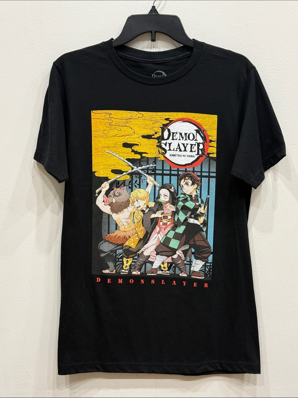 Demon Slayer Kimetsu No Yaiba Graphic T-Shirt - Size Small - NWT